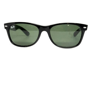 Ray-Ban RB 2132 901L New‎ Wayfarer Black-Crystal Green Sunglasses H19952